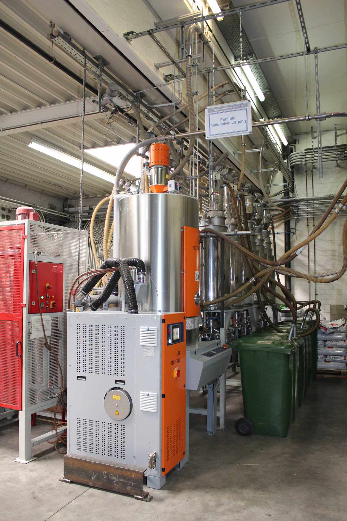 Vybaven automatickou nivelací teploty a rosného bodu (ATTN), reguluje generátor suchého vzduchu Luxor A 120 rosný bod procesního přívodního vzduchu s přesností ±1°C