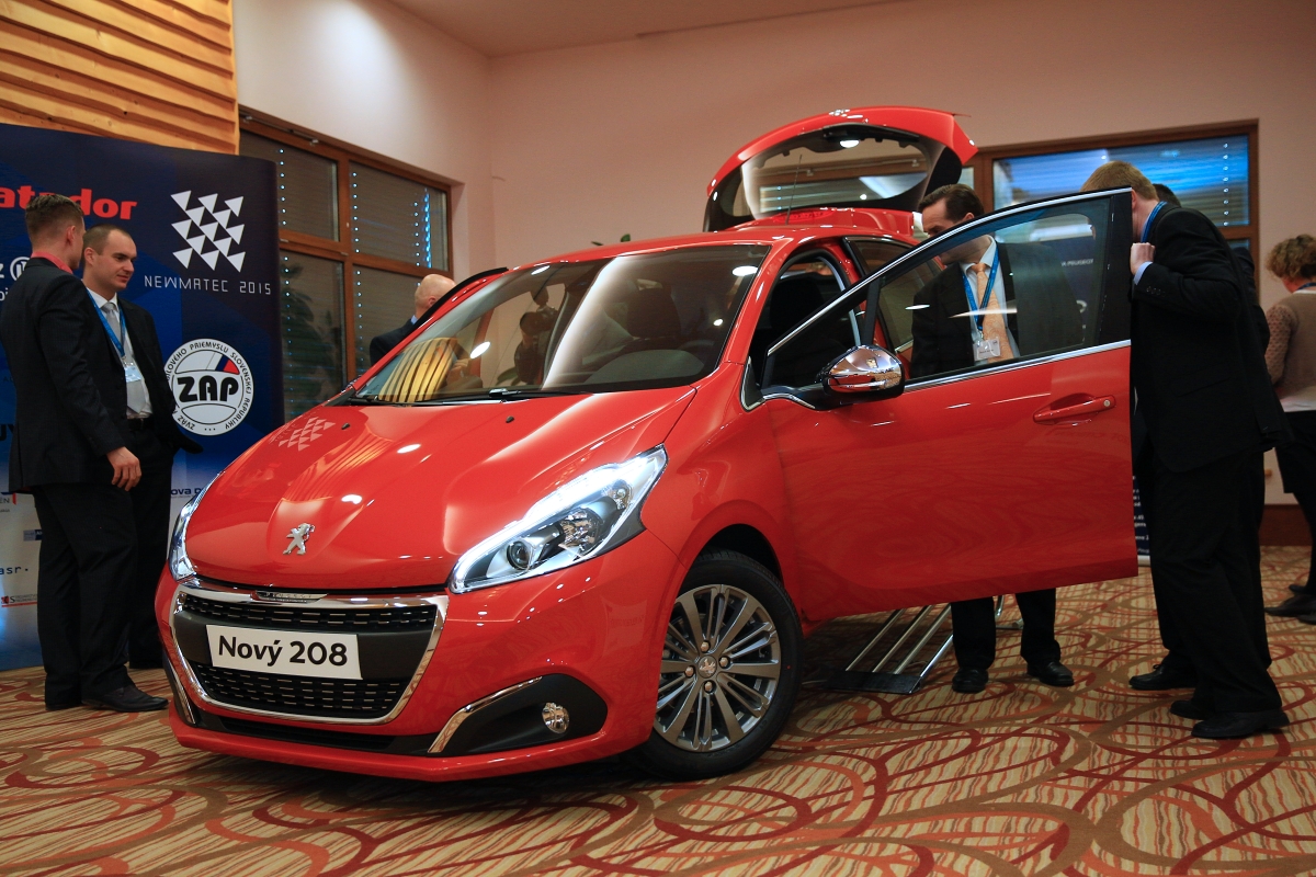 Peugeot 208