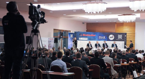 Prv&yacute; ročn&iacute;k konferencie - NEWMATEC 2015
