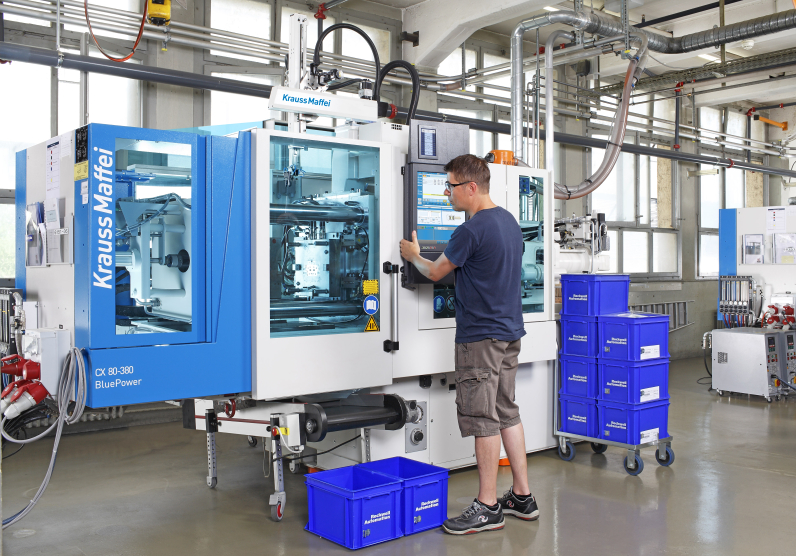Injection molding process timed with pinpoint accuracy Injection molding process timed with pinpoint accuracy