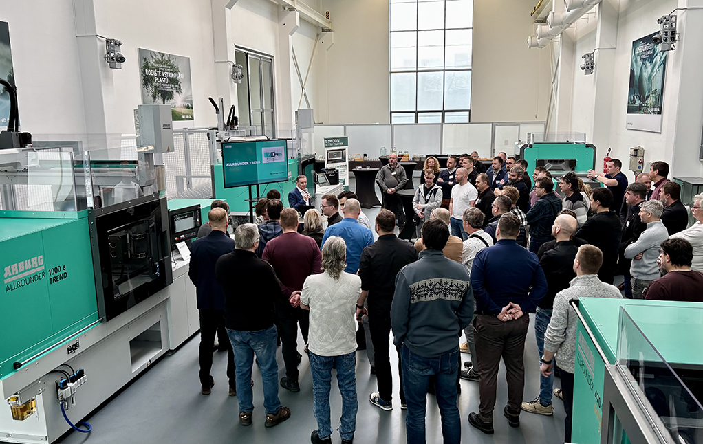 ARBURG seminar in Brno: New TREND machines and a practical perspective ...