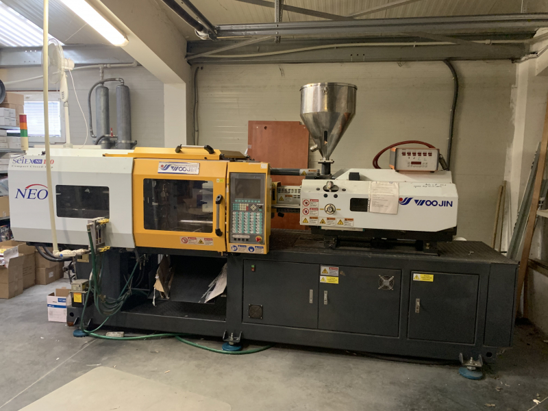 WOOJIN Selex NS 110 Injection molding machine