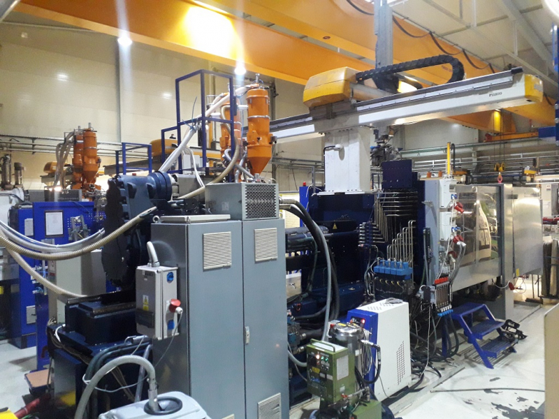 Injection molding machine Battenfeld 4500/2800