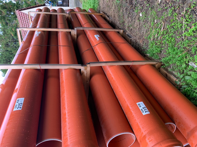 PVC pipes from post industry