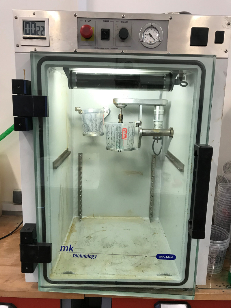 Vacuum chamber