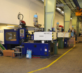 Cooperation: Plastic injection - free production capacity
