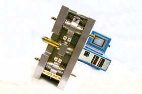 Bunk form with integrated valves