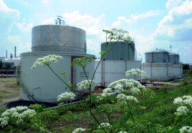 Partnership of Unipetrol and the Institute of Chemical Technology Prague continues in 2013 - Unipetrol will support joint projects with 800,000 CZK