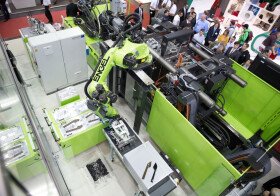 ENGEL at the VDI Conference - Plastics in Automotive Engineering - Focus on surfaces and lightweight design