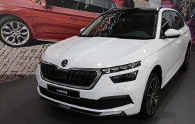 The Czech car industry is starting up only slowly