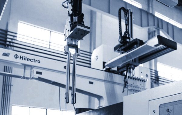 MAPRO spol. s.r.o. offers robots HILECTRO by Haitian - solution for plastic injection automation
