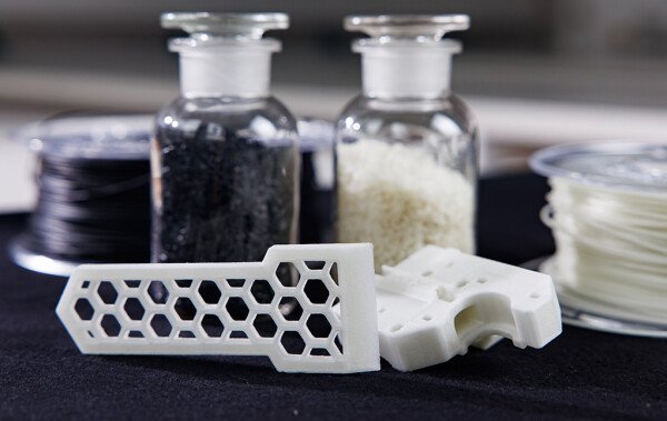 Slovnaft has developed its own innovative material for 3D printing