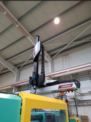 Sell: Robotic systems for injection molding machines